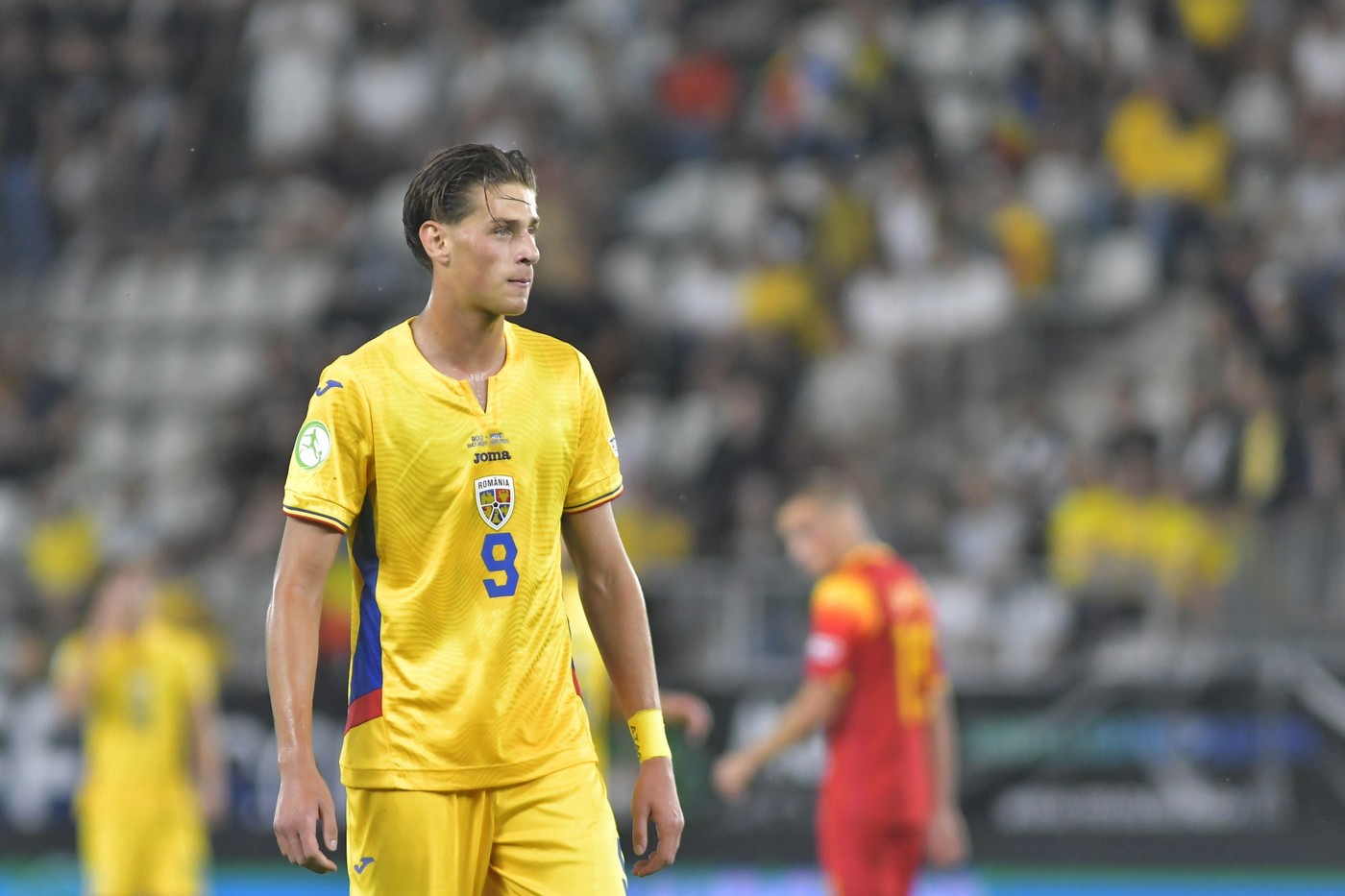 MERCATO Ce jucător a venit la Rapid! Clubul lui Dan Șucu l-a prezentat pe fotbalistul transferat de la US Lecce