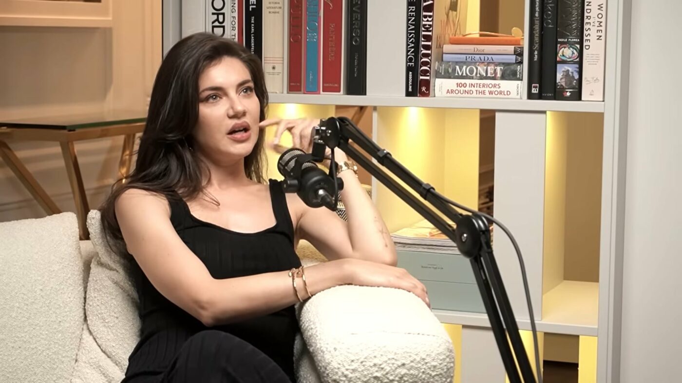EXTRA Cristina ICH, apariție răvășitoare în dormitor: „Femeia fatală”