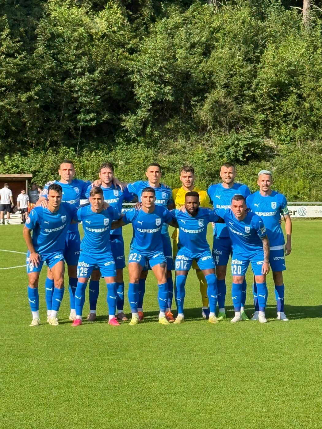 Universitatea Craiova a remizat cu Sabah într-un amical din Austria. Răzvan Sava şi Ronaldo Webster au debutat pentru campioana României