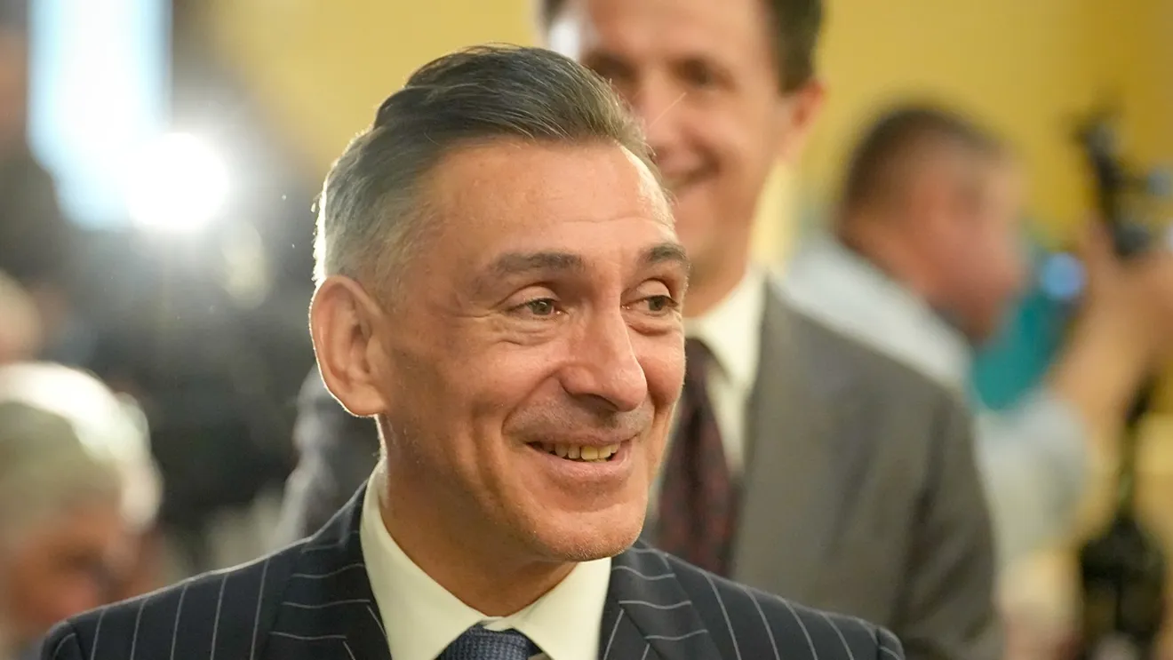 Ilie Dumitrescu nu mai pune gura pe 3 alimente și la 57 de ani are o formă fizică de invidiat!