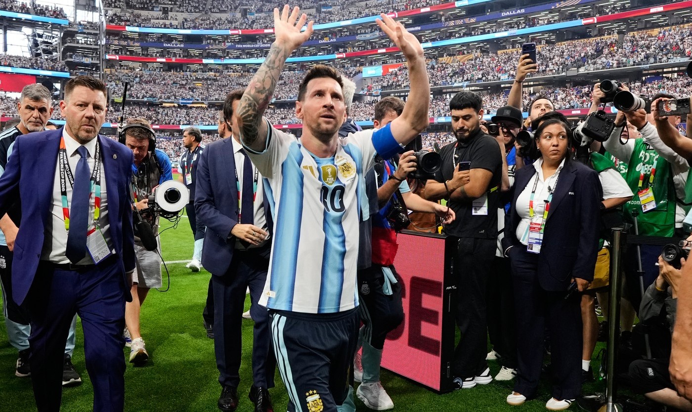 CM 2026 La cât au crescut șansele lui Leo Messi să câștige Balonul de Aur după cele 5 goluri de la Cupa Mondială 2026!