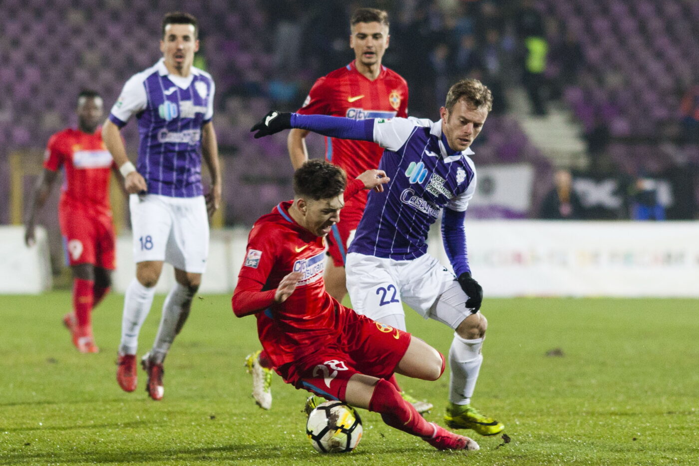 Fostul fotbalist de la FCSB, viață distrusă din cauza drogurilor la doar 27 de ani: „Din cauza lor și a cluburilor de noapte mi-am pierdut cariera”
