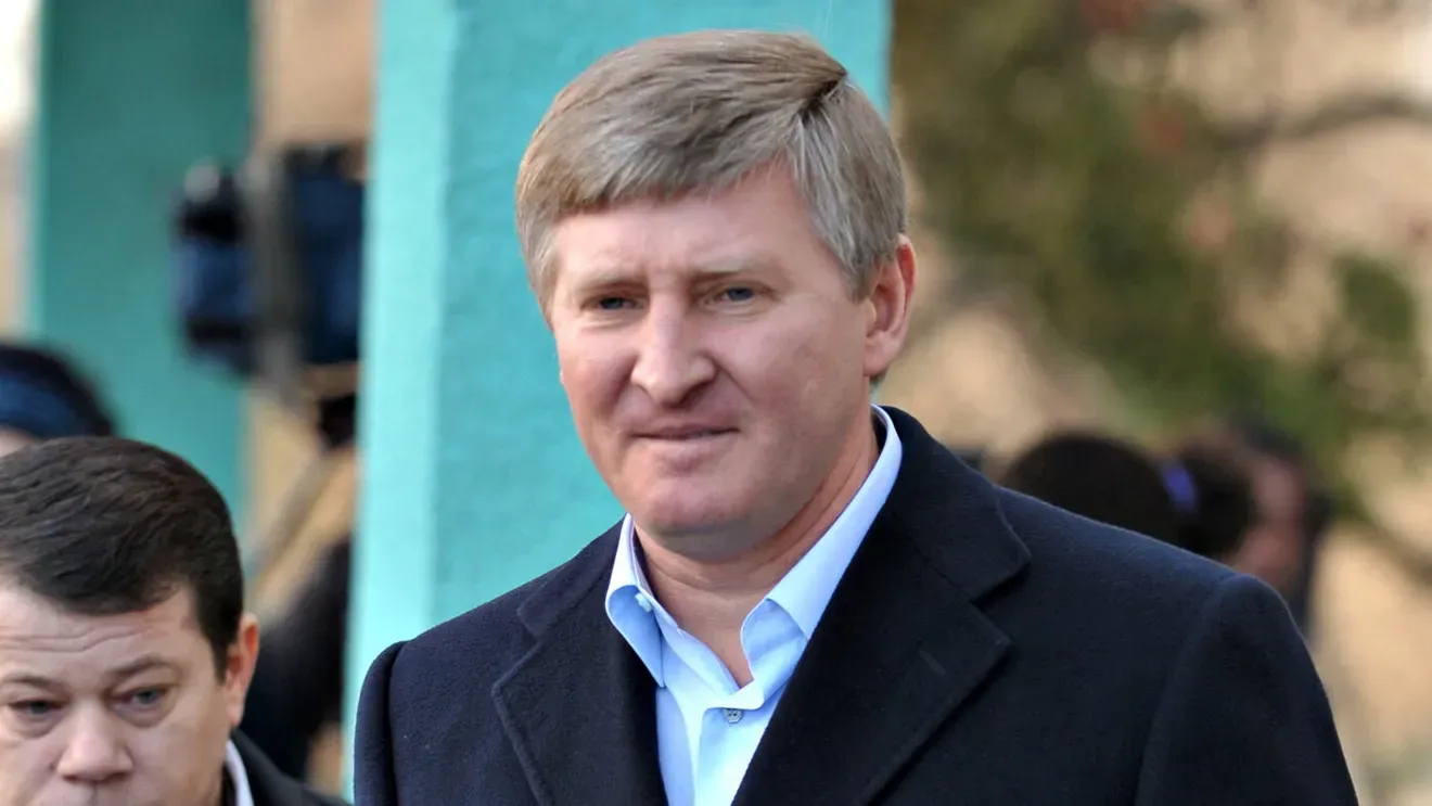 Rinat Ahmetov e gata să cumpere compania-mamut din România: prețul de pornire e de 444.000.000 de euro! Afacerea strategică pentru cel mai bogat ucrainean