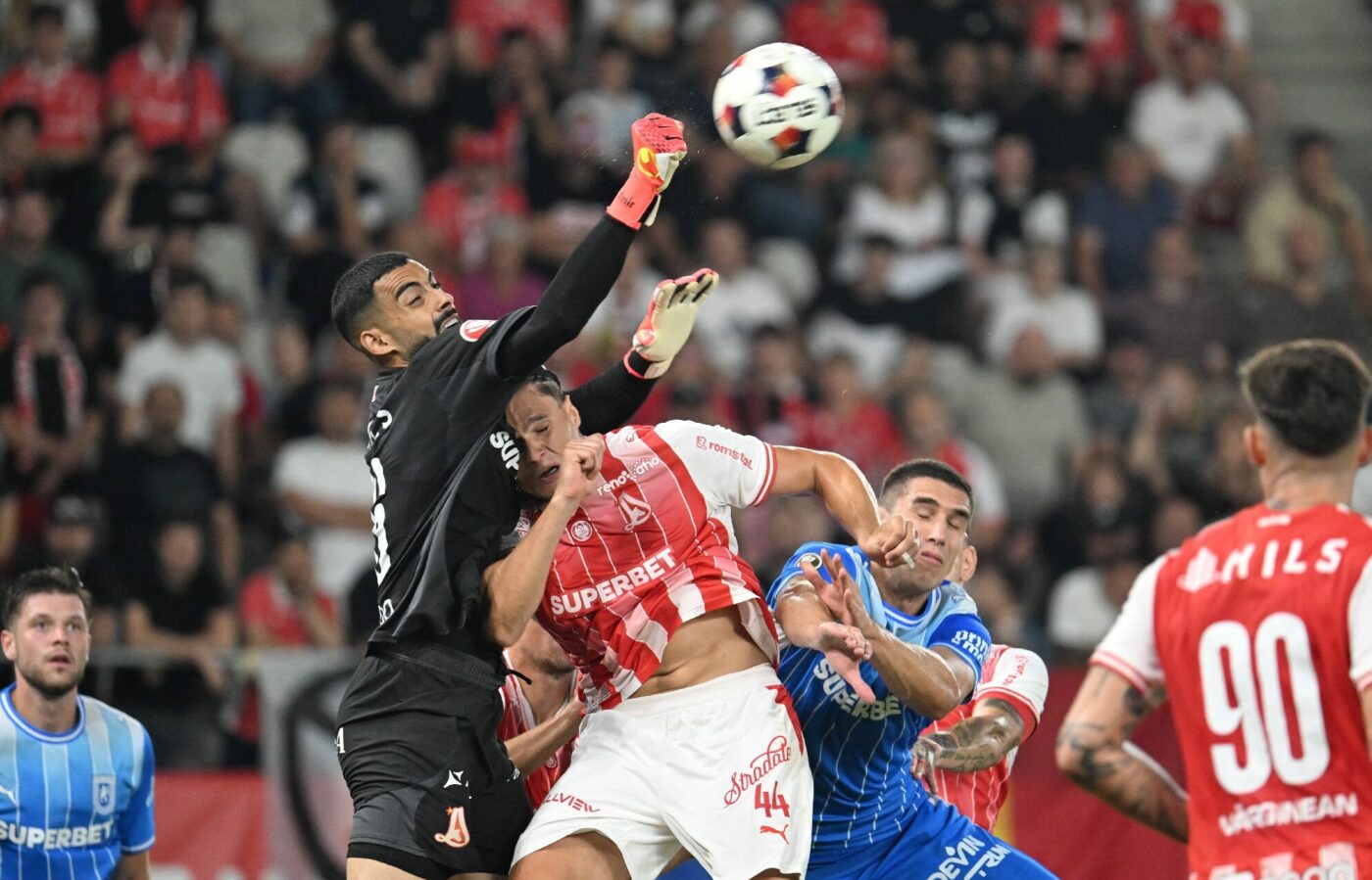 Basarab Panduru l-a distrus pe titularul din Dinamo – Craiova 5-1: „Cel mai slab! Uită-te ce fizic are”