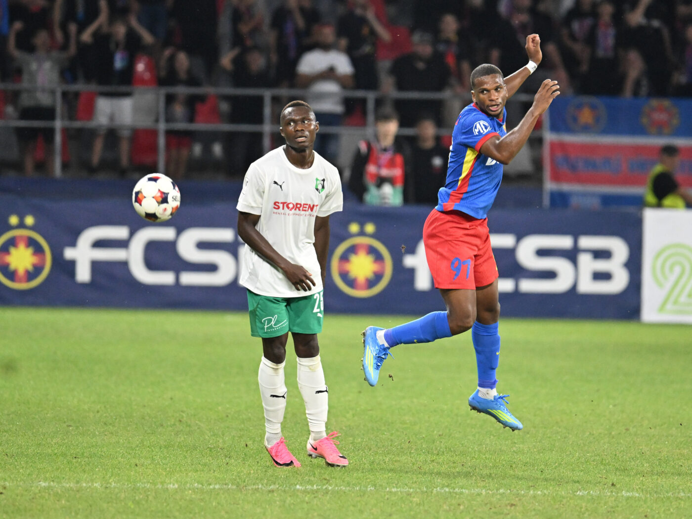 Cine este Barthelemy Diedhiou, „călăul” FCSB, care a marcat 3 goluri în „dubla” cu Auda