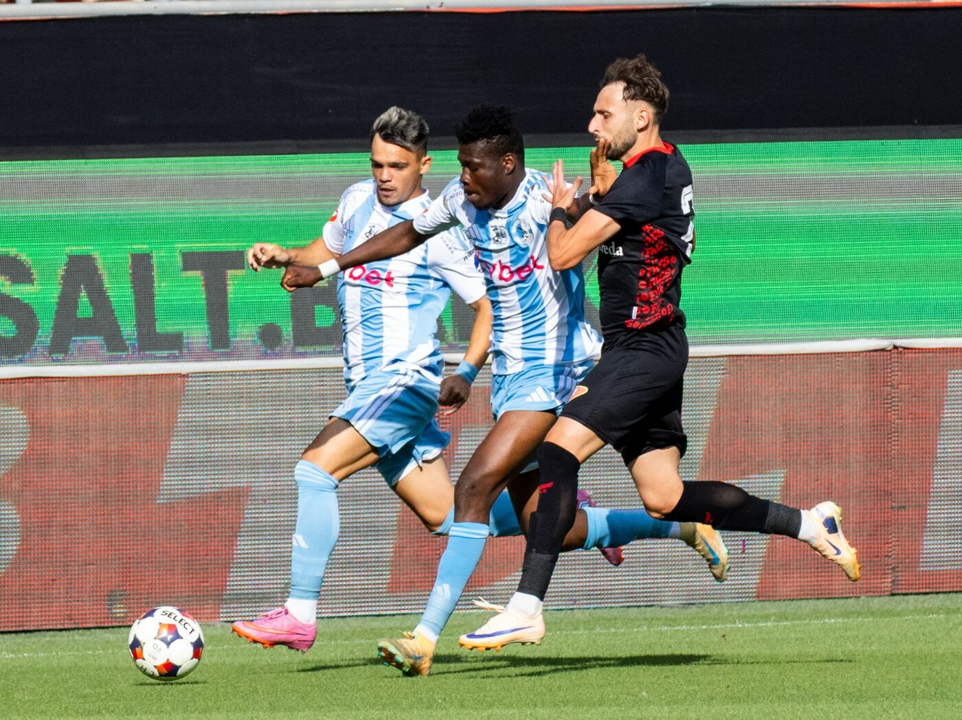 Corvinul – Csikszereda 3-0 în etapa 1 din Superliga. Hunedorenii fac spectacol la revenirea în prima ligă!