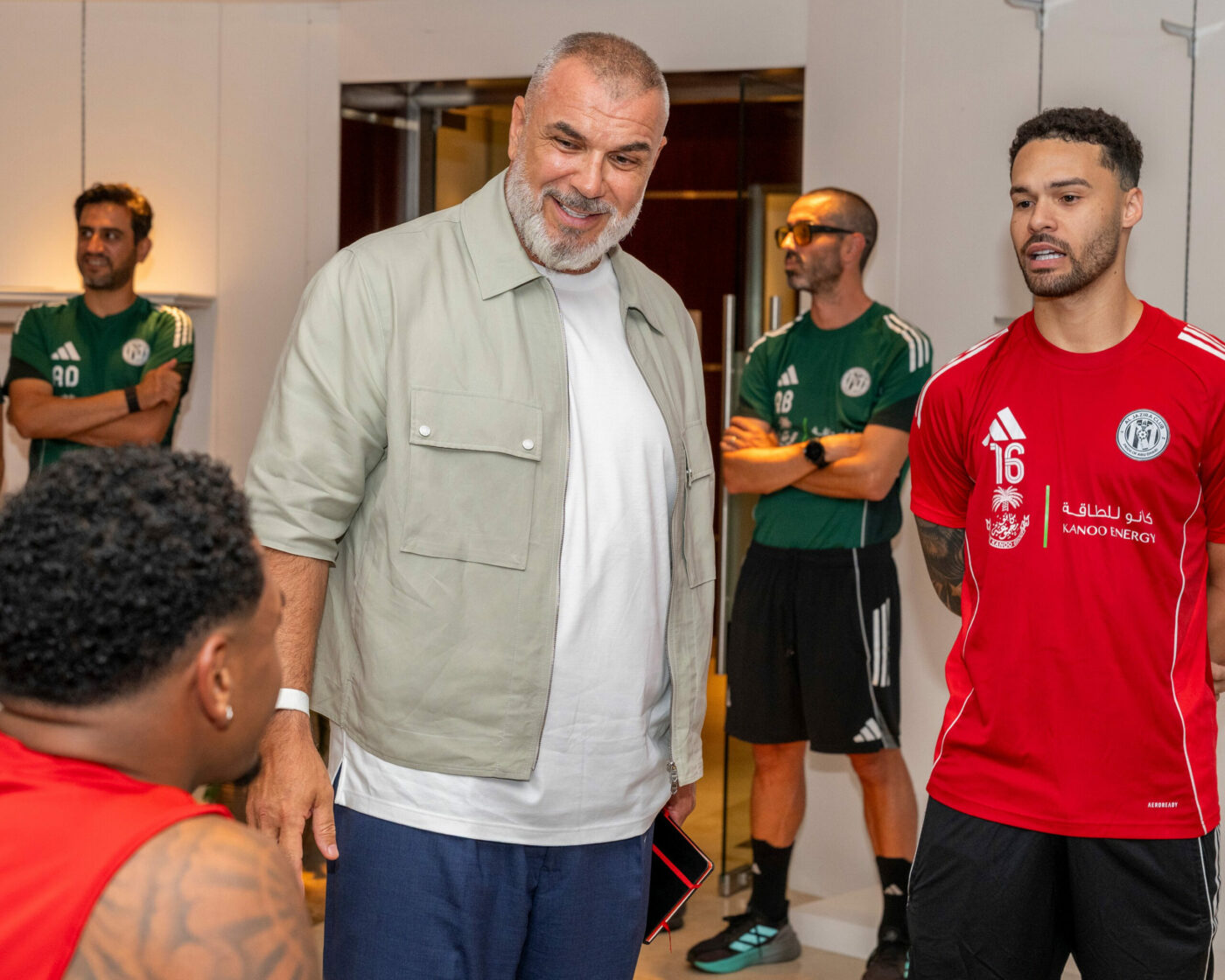 Cosmin Olăroiu i-a convins pe arabi că merită totul! A primit un salariu de 6.000.000 de dolari pe an și putere totală: „Ca în Premier League”