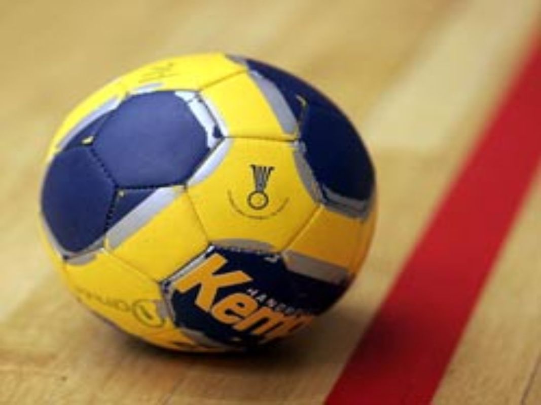 CSM Târgu Jiu a transferat două handbaliste de lot național