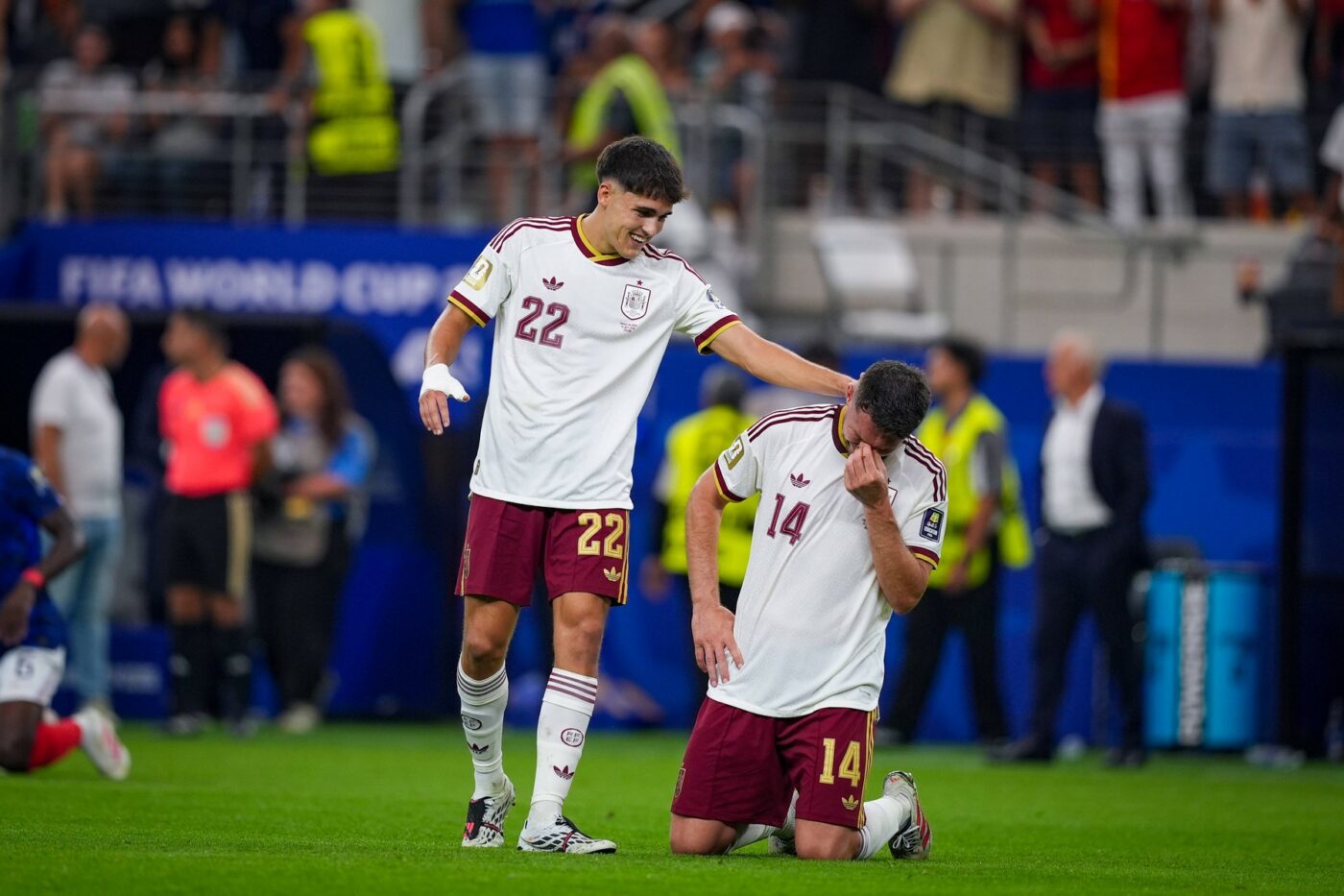 MERCATO FC Barcelona vrea să transfere un titular din naționala Spaniei: „Perechea perfectă de la Cupa Mondială”