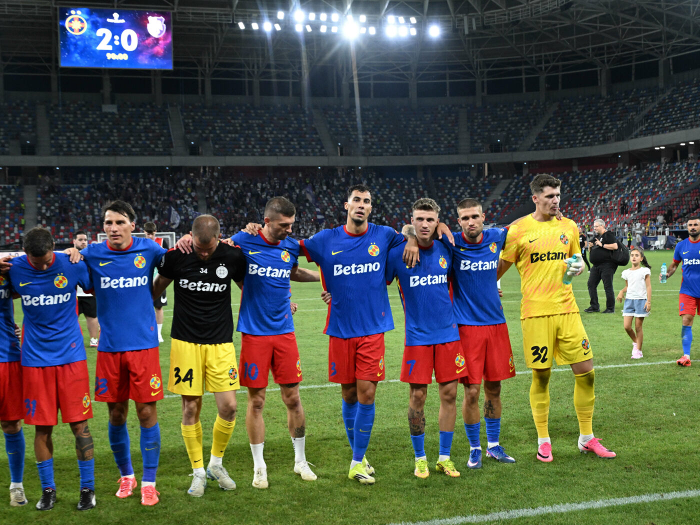 FCSB a trimis lista de 28 de fotbaliști la UEFA. Cine sunt jucătorii de pe „lista B”: „perla” de 30 de milioane de euro e acolo!