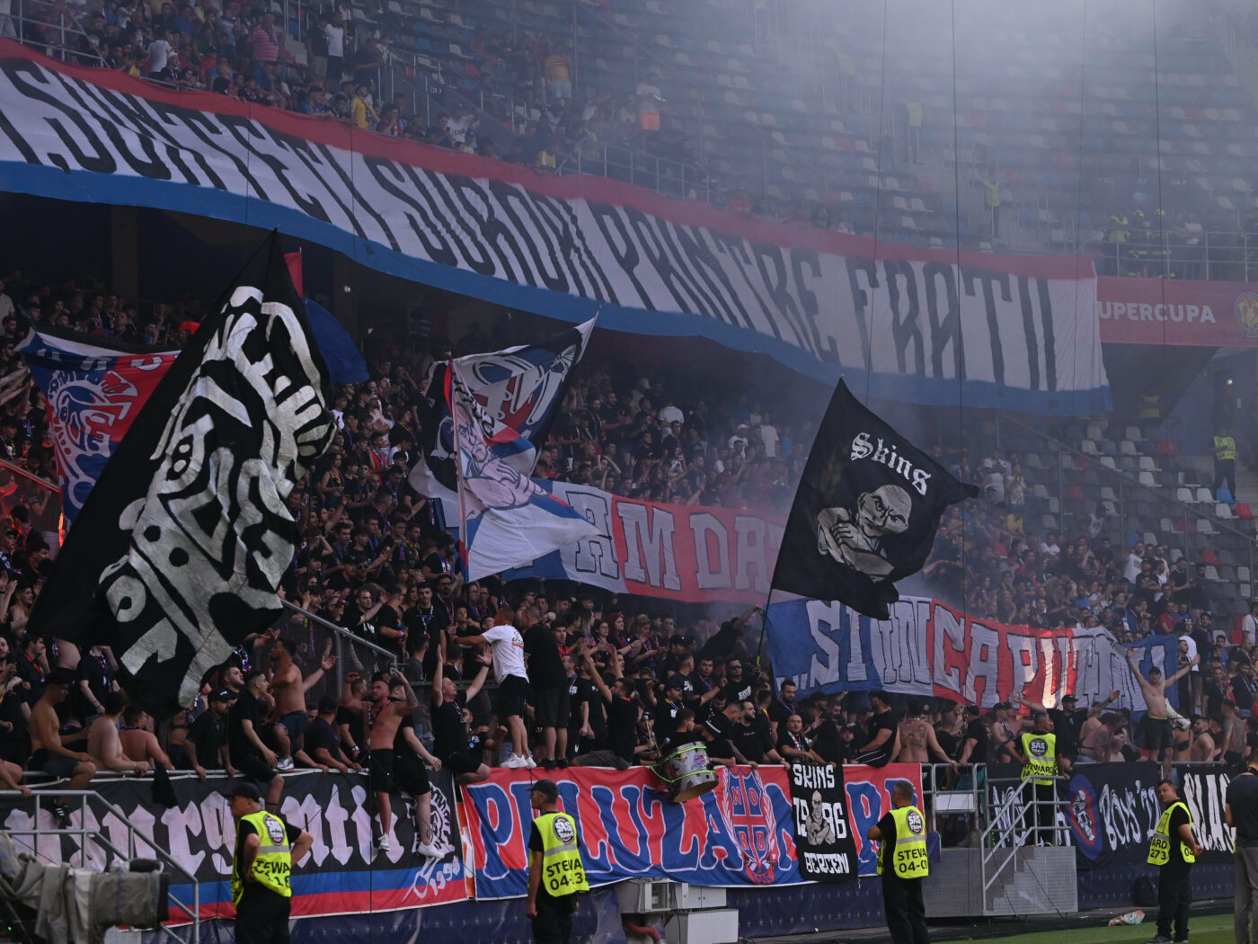 Îndemn la boicot la scurt timp după ce Steaua a început vânzarea abonamentelor pentru noul sezon. AS47, mesaj către conducerea clubului și MApN
