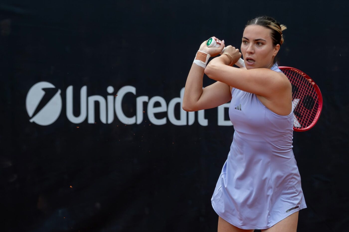Șoc la UniCredit Iași Open! Gabriela Ruse, eliminată în primul tur de numărul 100 mondial