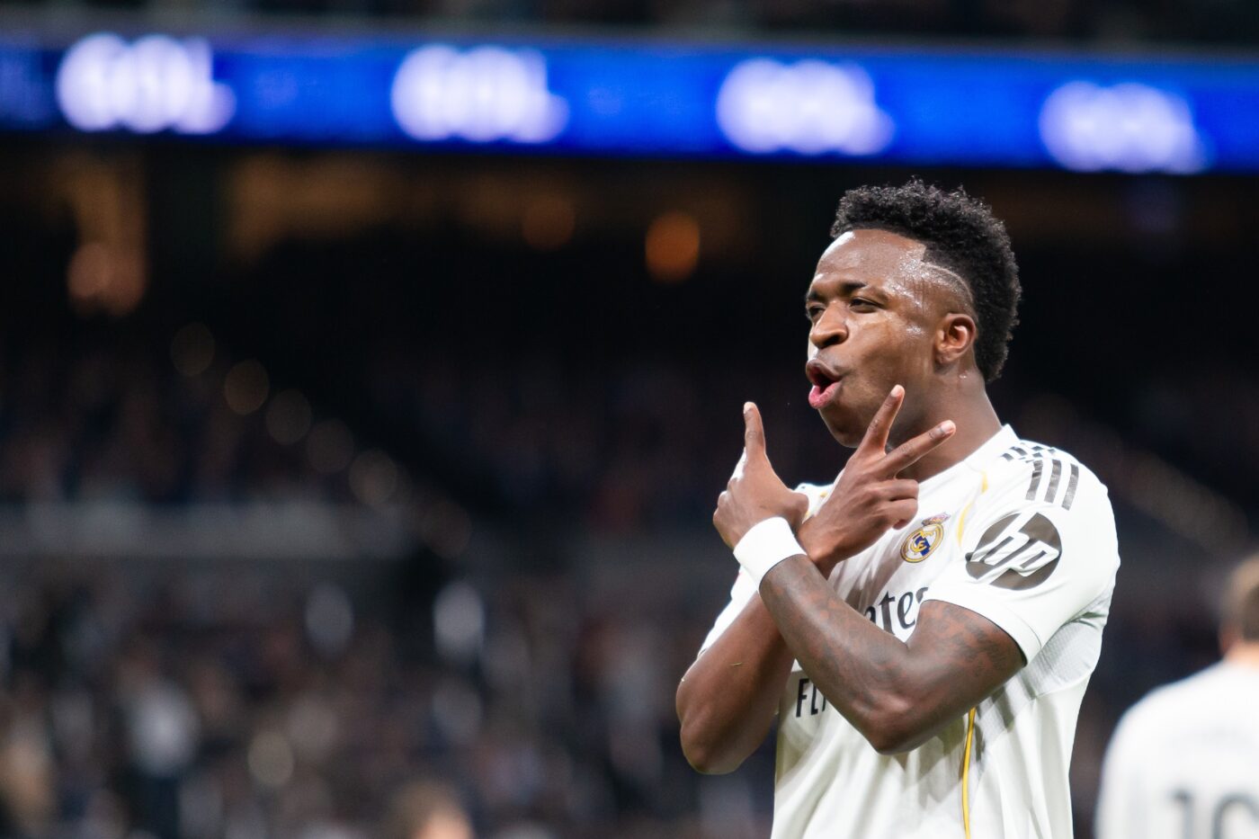 MERCATO Un gigant din Premier League pregătește oferta de 159.000.000 de euro pentru transferul lui Vinicius de la Real Madrid