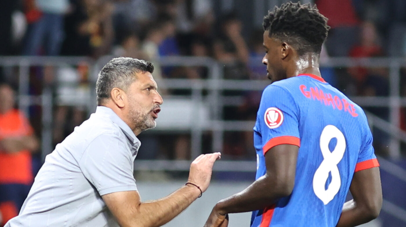 DECLARAȚII Gigi Becali, dezvăluire bombă! Nu el l-a schimbat pe Gnahore la pauza meciului FCSB – Auda 2-3