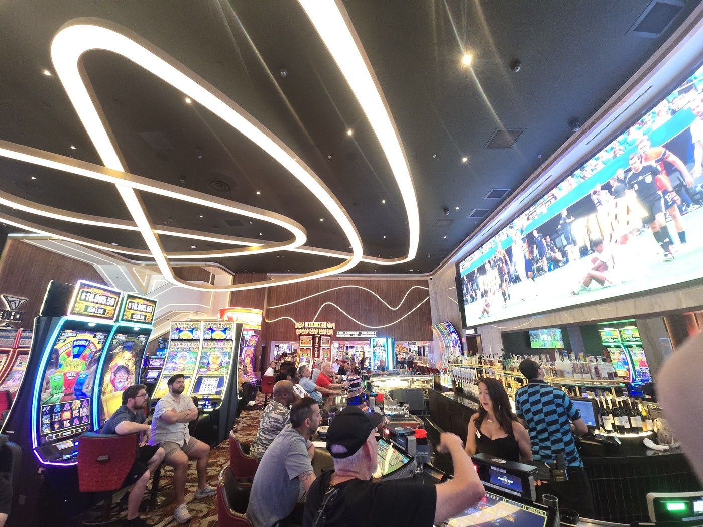 Las Vegas-ul gândit pentru pariurile sportive la Timișoara a înfuriat industria și un cartier întreg! Dezbatere publică aprinsă