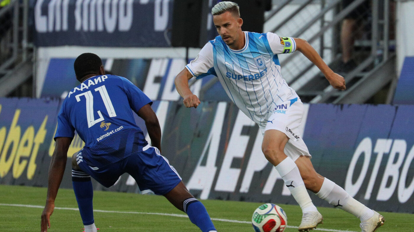 LIVE Levski Sofia – Universitatea Craiova 1-0, în turul 2 preliminar al Ligii Campionilor. Vutsov scoate de sub transversală mingea tirmisă de Mora
