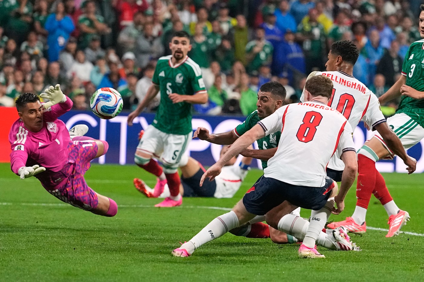 CM 2026 Live Mexic – Anglia la Cupa Mondială. PATRU goluri, penalty și cartonaș ROȘU! Ce mai poate urma în nebunia de pe Azteca?!