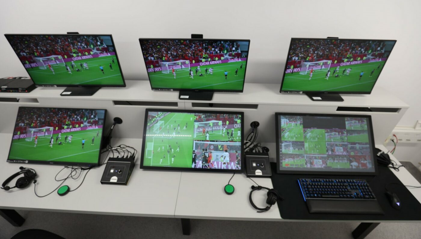 Lovitură dată de FRF! A semnat contractul care duce Superliga la alt nivel: VAR cu câte 6 camere 4k pe fiecare stadion!