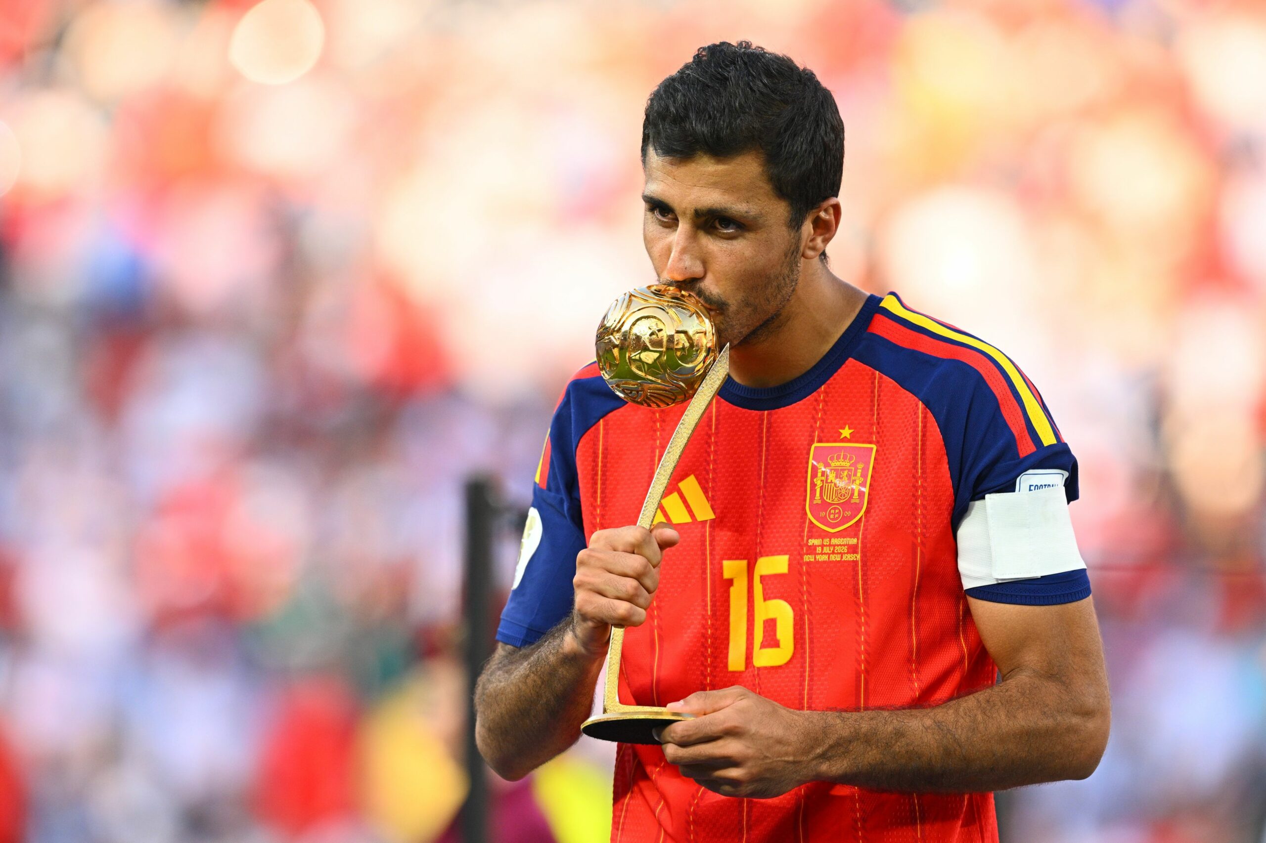Război pe piața transferurilor: Rodri, ținta Real Madrid, PSG și Barcelona