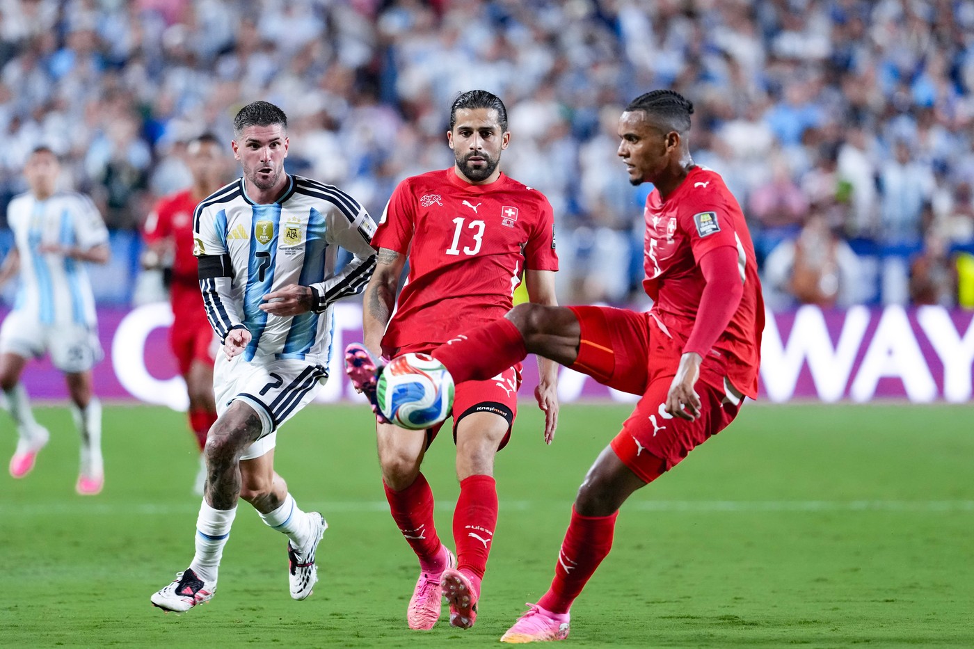 CM 2026 Elvețianul lui Chivu de la Inter, atac „nuclear” împotriva arbitrilor după eșecul cu Argentina: „N-am mai trăit niciodată așa ceva!”