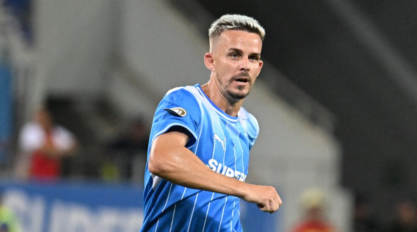 „N-ai cum să dai penalty la așa ceva!”. Nicușor Bancu s-a dus direct la Istvan Kovacs după ce a fluierat henț în careu la Mora