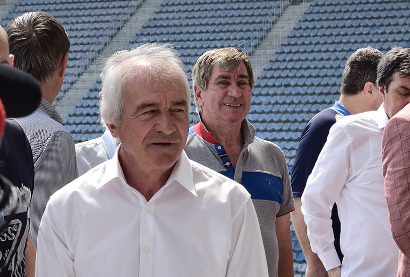 Nicolae Negrilă a împlinit 72 de ani. „Îmi doresc ca băieții Universității să îmi facă cadou o calificare în faza următoare a preliminariilor Ligii Campionilor”. EXCLUSIV