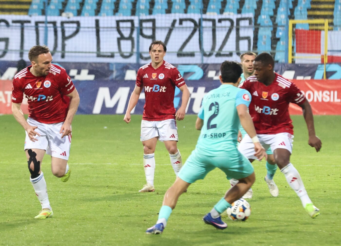 Șoc în Superliga! Oțelul Galați și-a dat afară fotbalistul și acuză: „Abateri disciplinare incompatibile cu standardele și valorile clubului”