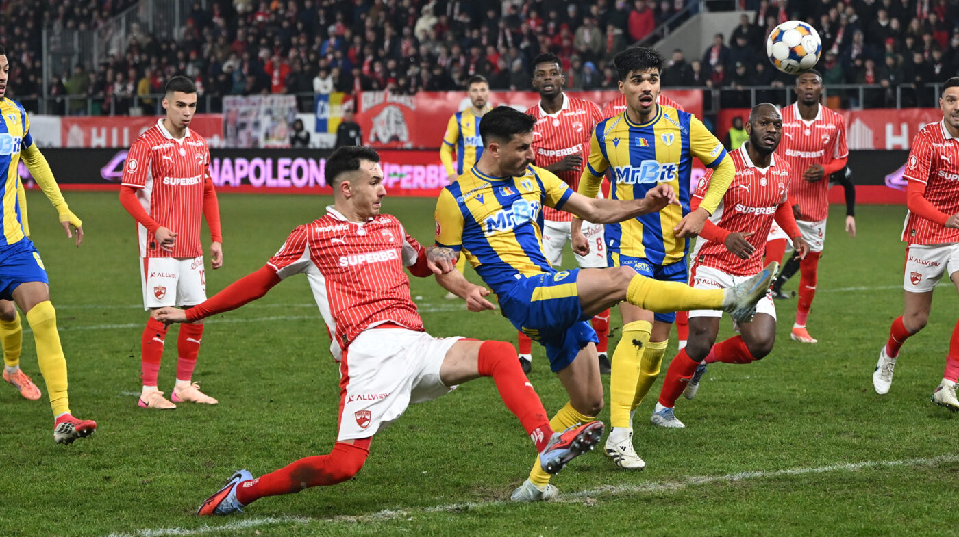 Petrolul Ploiești – Dinamo Live Text Online, de la 19:30, în etapa 1 din Superliga. Echipele de start. Duel portughez pe băncile tehnice