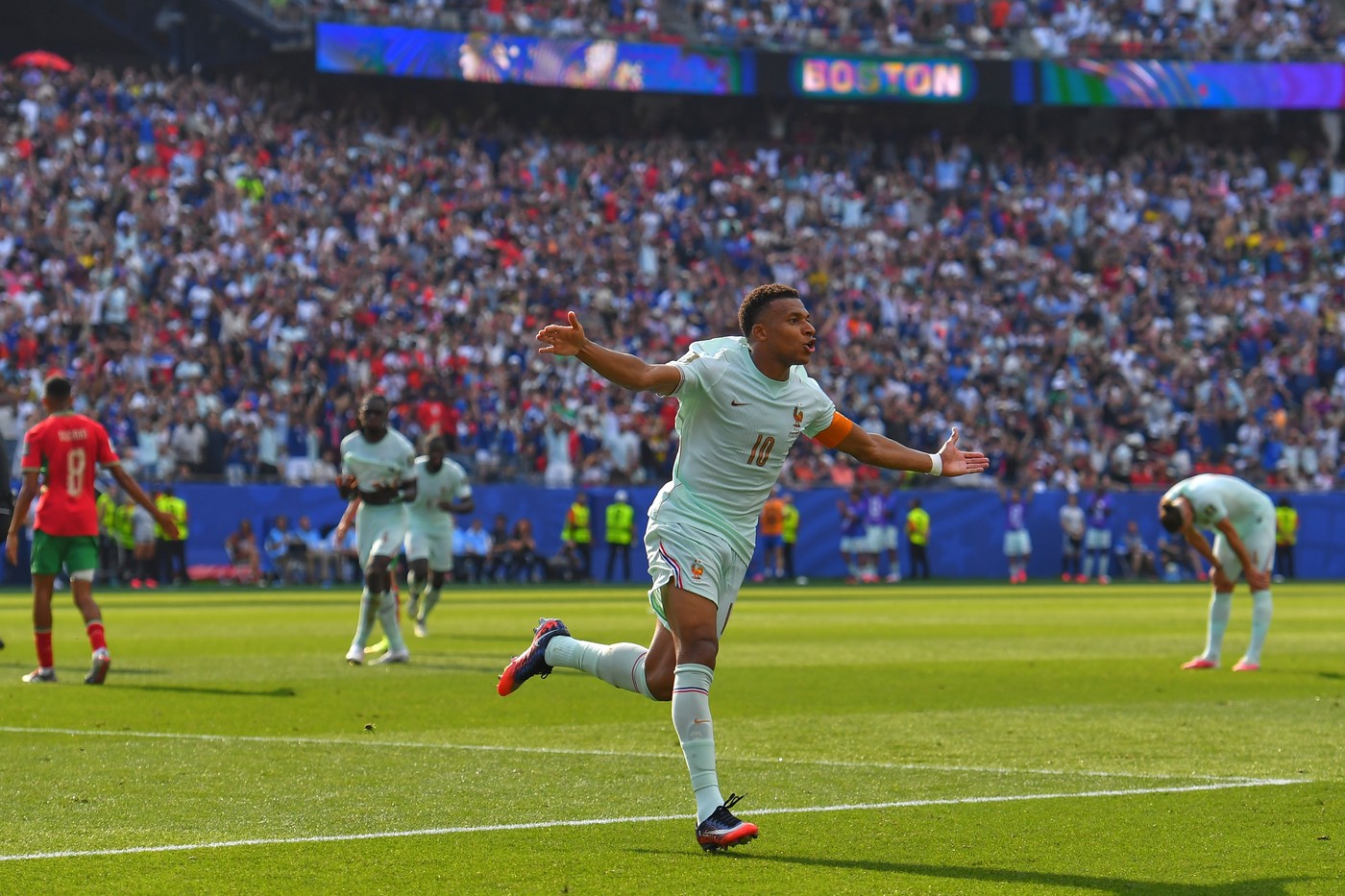 CM 2026 Franța – Maroc 2-0 în sferturi la Cupa Mondială. Prea bun, prea ca Leo Messi! Mbappe a deschis calificarea după penalty ratat, fix ca argentinianul