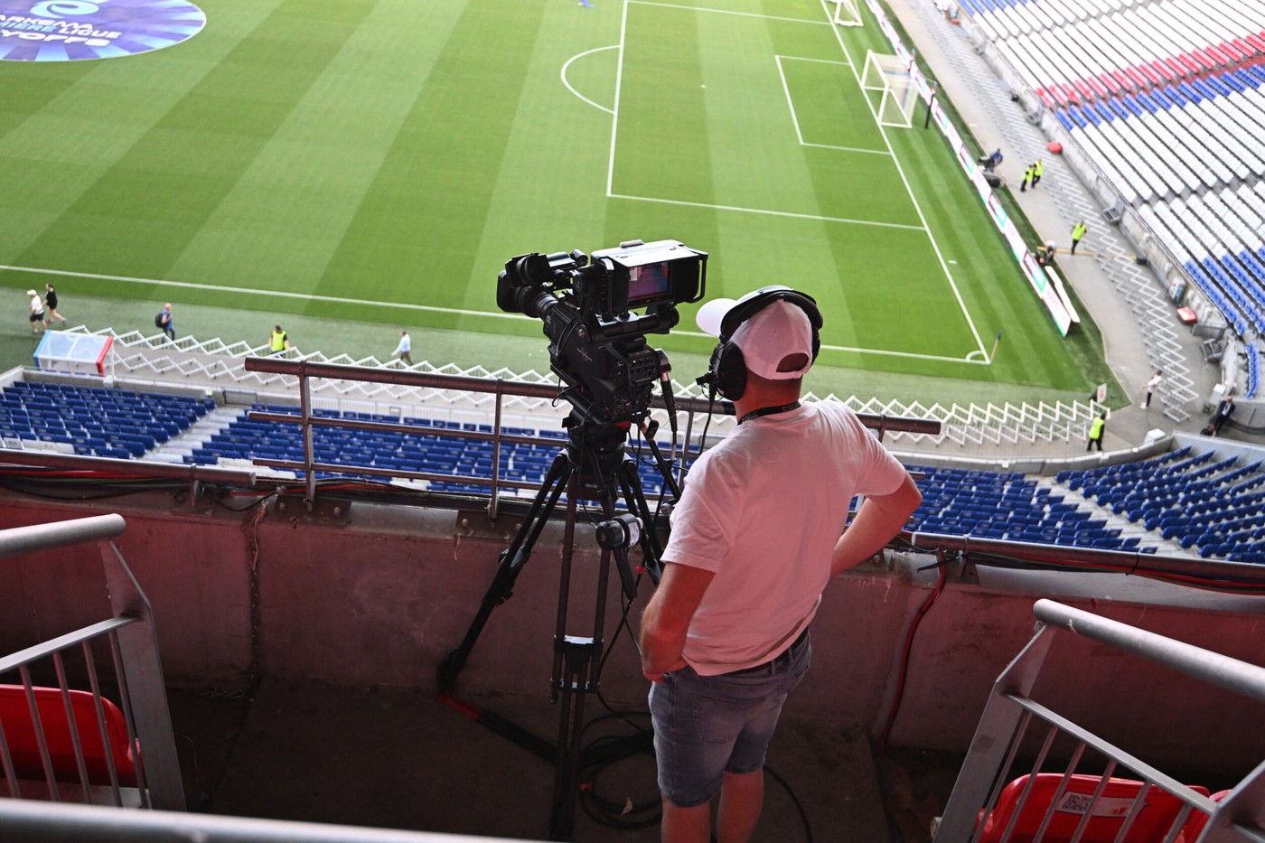 PRO TV a dat lovitura: a cumpărat drepturile TV pentru meciurile de fotbal și numărul de abonați Voyo a „explodat”