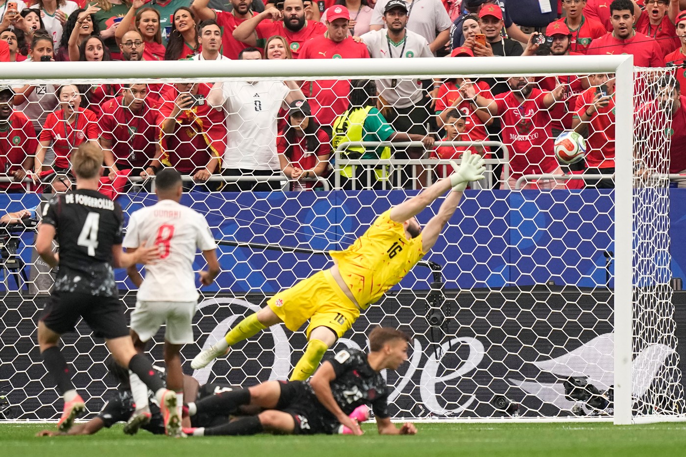 CM 2026 Roadele nu cresc din furtună, ci din ploaie bună. Canada – Maroc 0-3, magrebienii în sferturi la Cupa Mondială! Cronică de Gabriel Berceanu