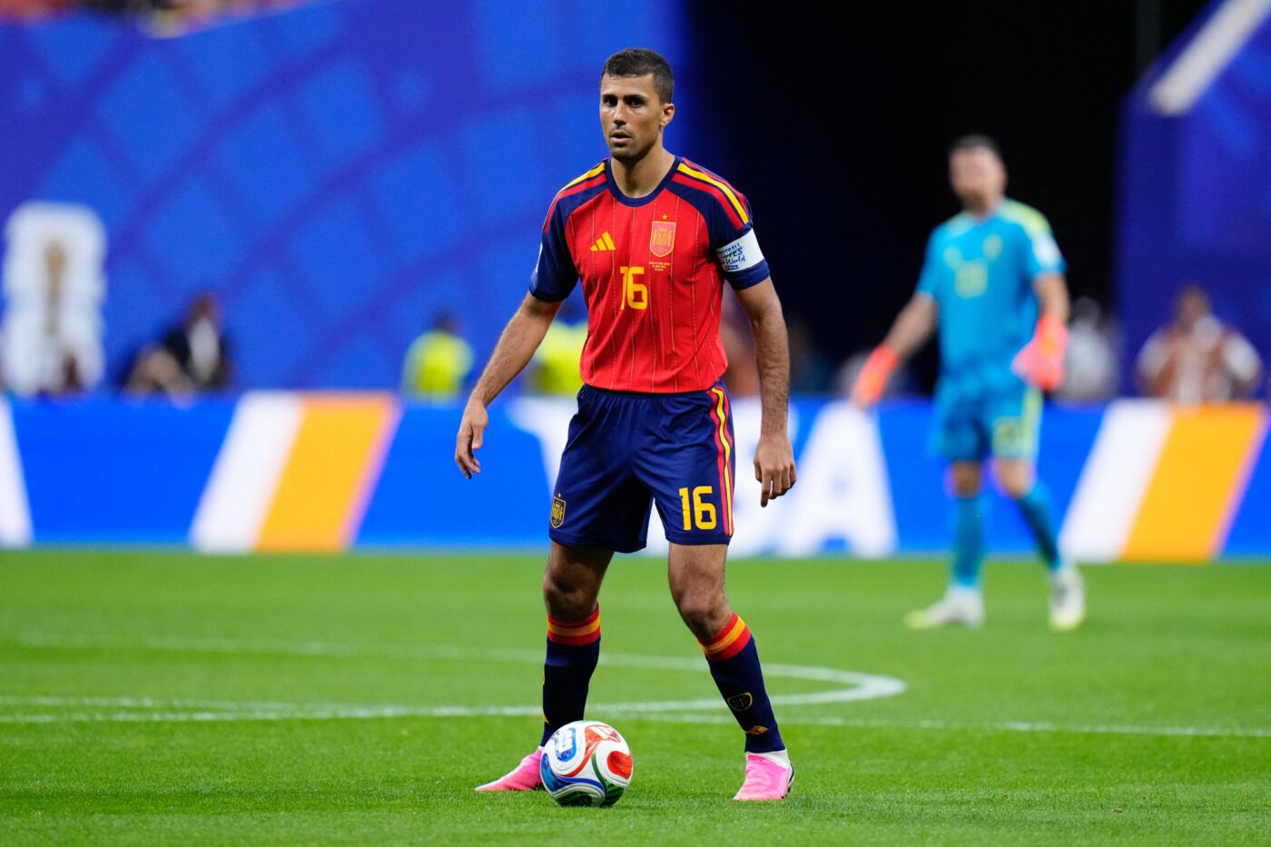 Rodri ajunge pe masa de operație! Cât va absenta vedeta lui Manchester City