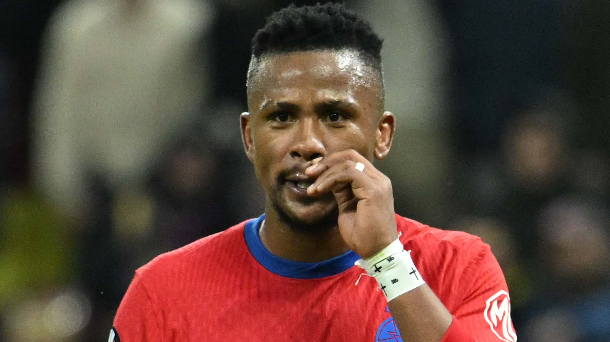 Siyabonga Ngezana, recuperare și vești din Africa de Sud