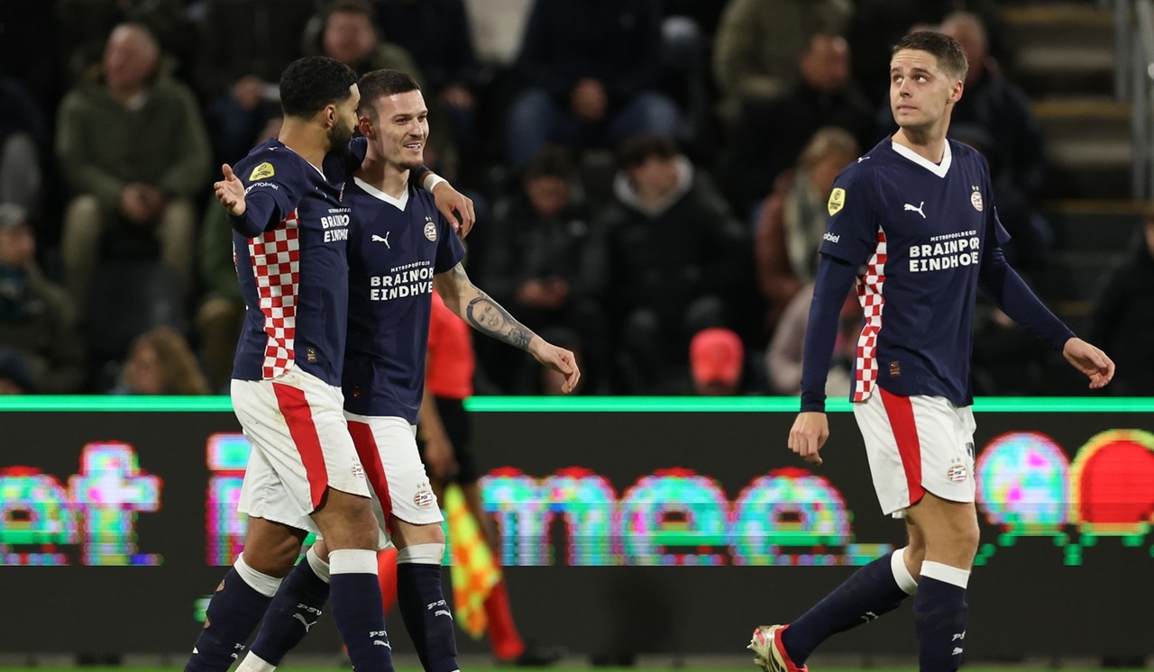 MERCATO Colegul lui Dennis Man, transfer de senzație la Bayern Munchen! Nemții plătesc 55.000.000 de euro