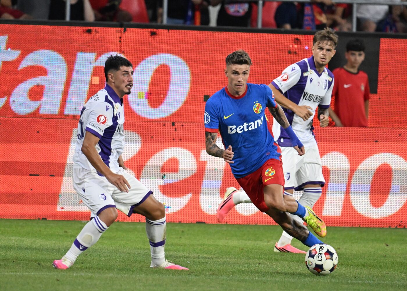 DECLARAȚII Tavi Popescu, reacție surprinzătoare după ce a dat assist și a scos un penalty în FCSB – FC Argeș 2-0: „NU sunt fericit!”