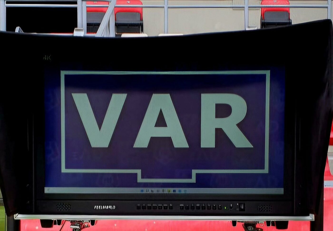 Uite VAR-ul, nu e VAR-ul: de ce nu s-a putut folosi noul sistem la Supercupa României!