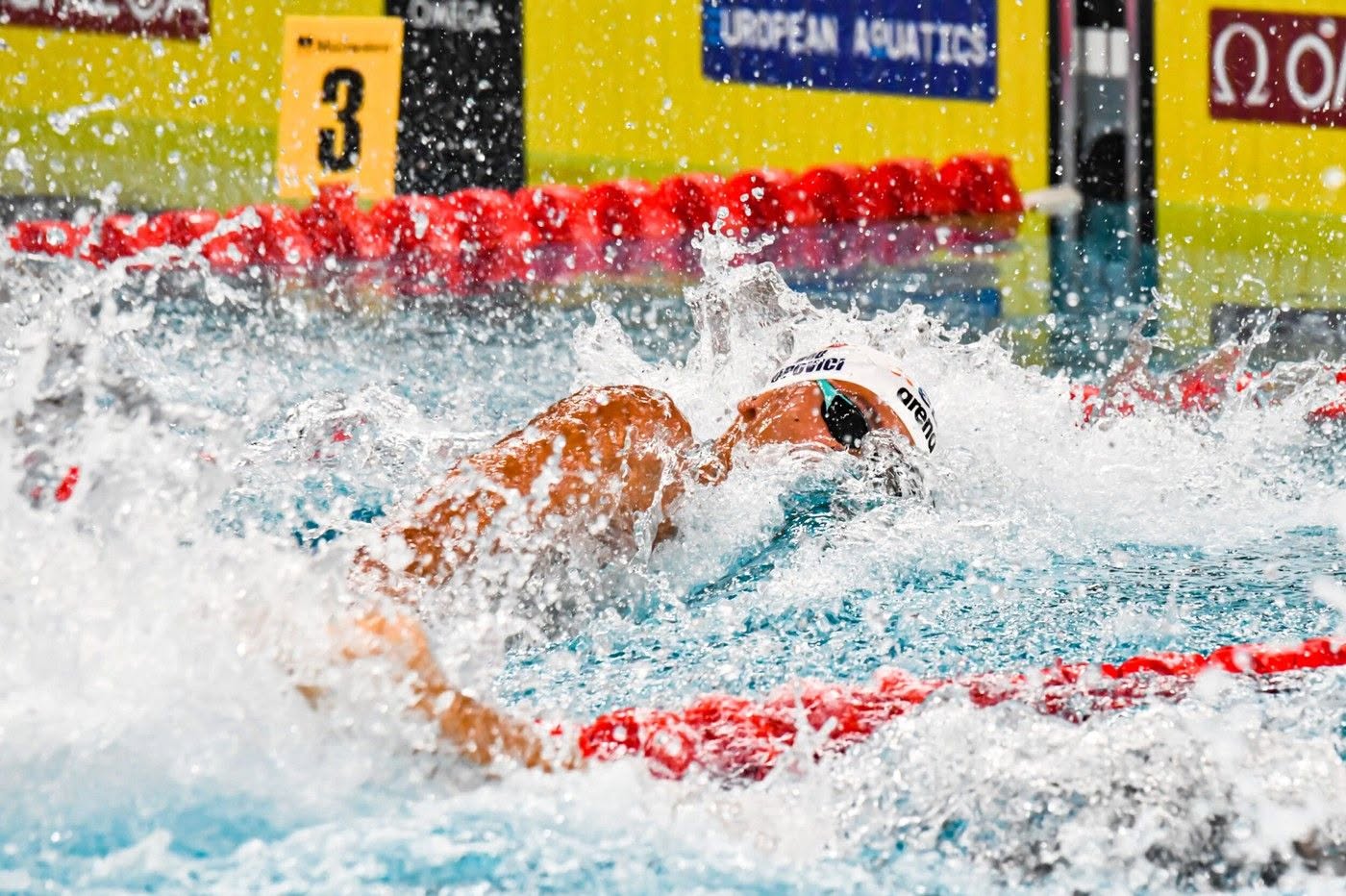 David Popovici s-a calificat în semifinale la 200 m liber, la Campionatele Europene de la Paris. Ce timp a obținut „Racheta românească”