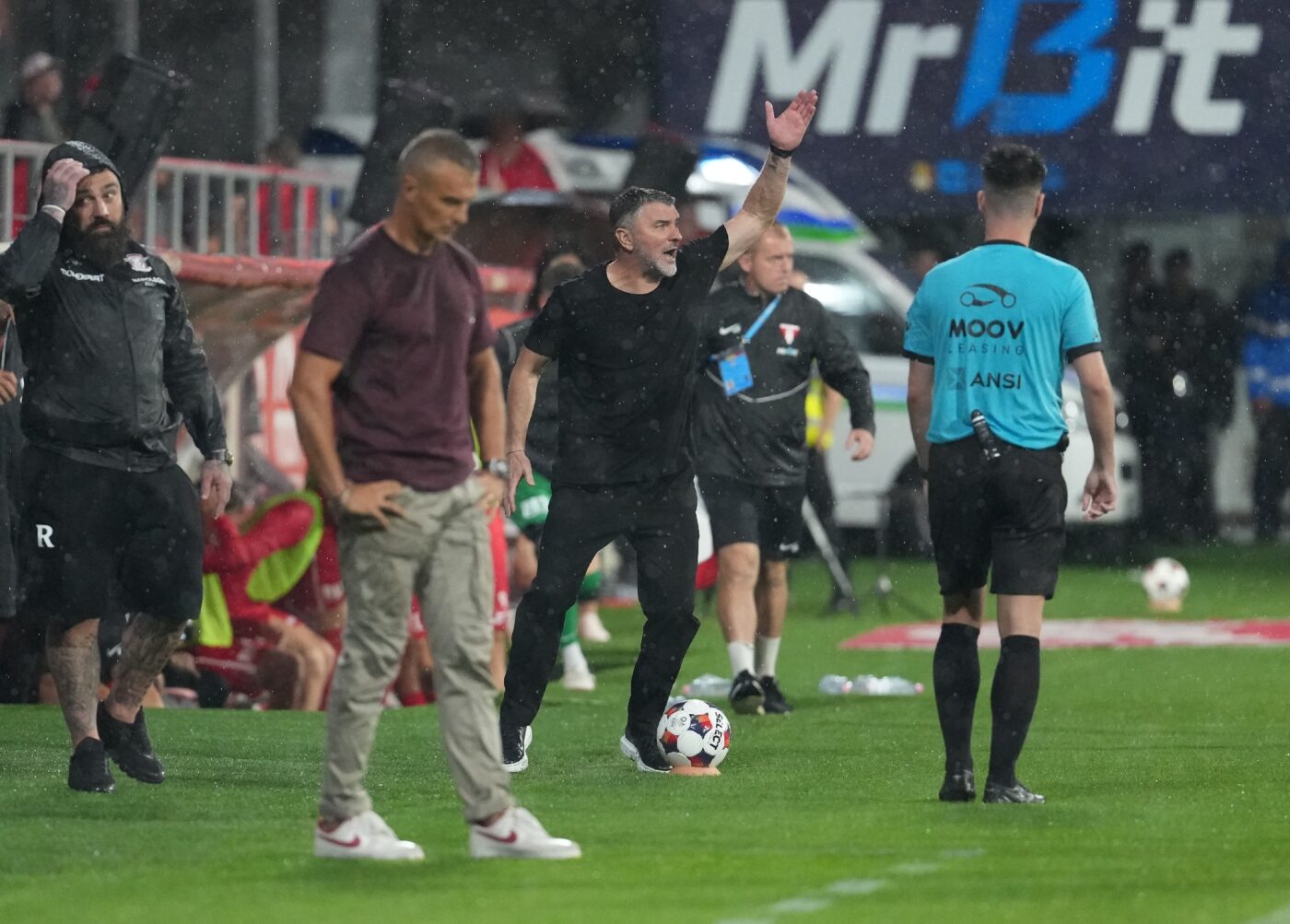 DECLARAȚII Adrian Mihalcea, semnal de alarmă după UTA – Rapid 0-0: „Nu stăm bine”