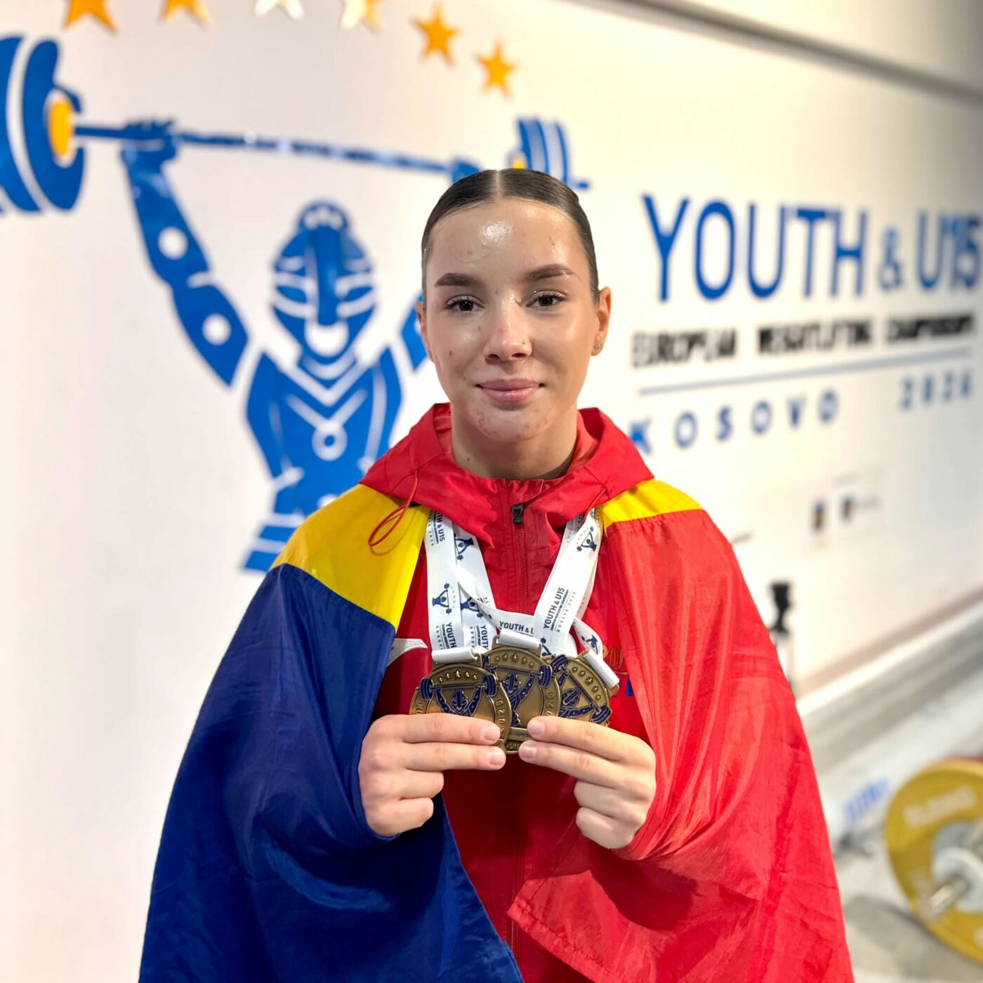O nouă româncă de senzație! A câștigat 3 medalii de aur la Europenele de haltere
