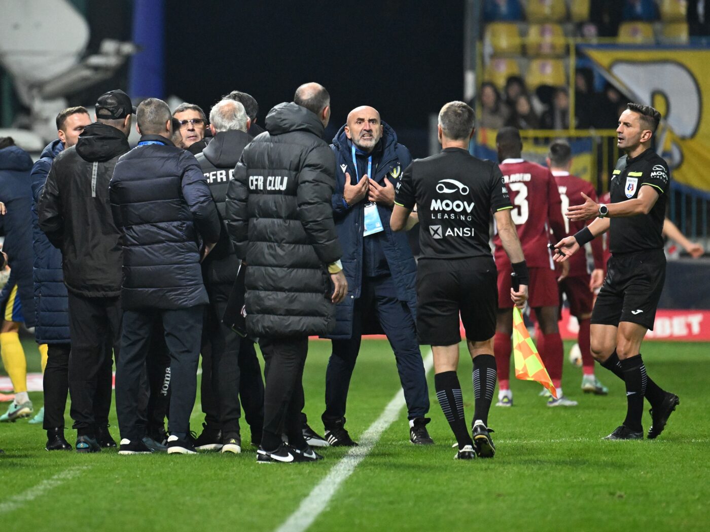 Fostul antrenor de la CFR Cluj are și el bani de luat de la club. „Voi face demersurile necesare”. EXCLUSIV