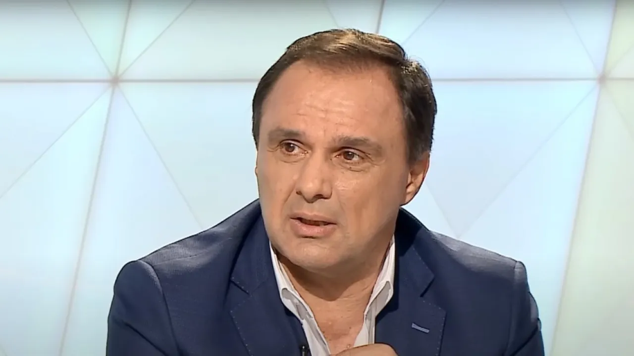 Basarab Panduru recunoaște că s-a înșelat! Ce spune după Corvinul – CFR Cluj 3-0. „O vedeam retrogradată. Cu cine vrei să câștigi meciuri?”