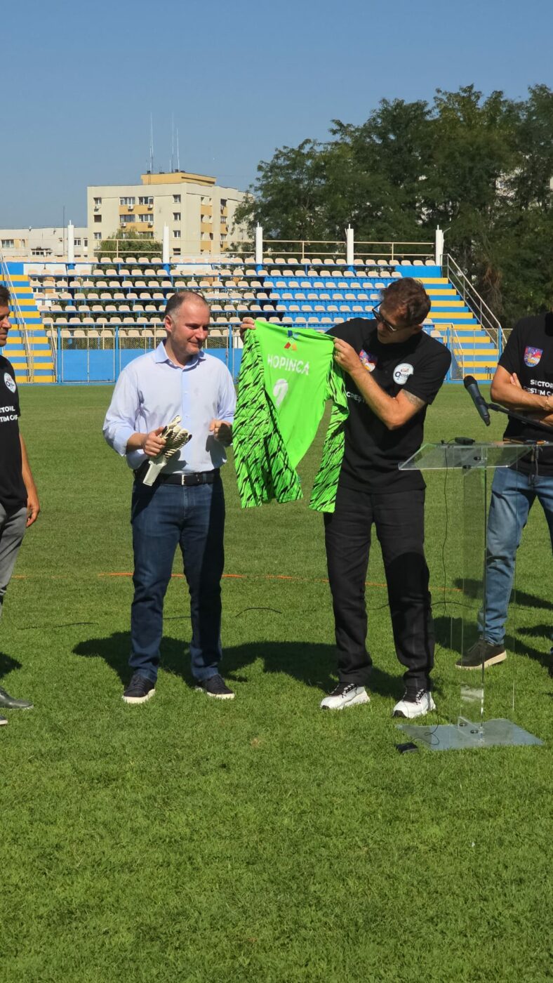 Bogdan Lobonț și Toni Petrea au semnat cu clubul Primăriei Sector 2
