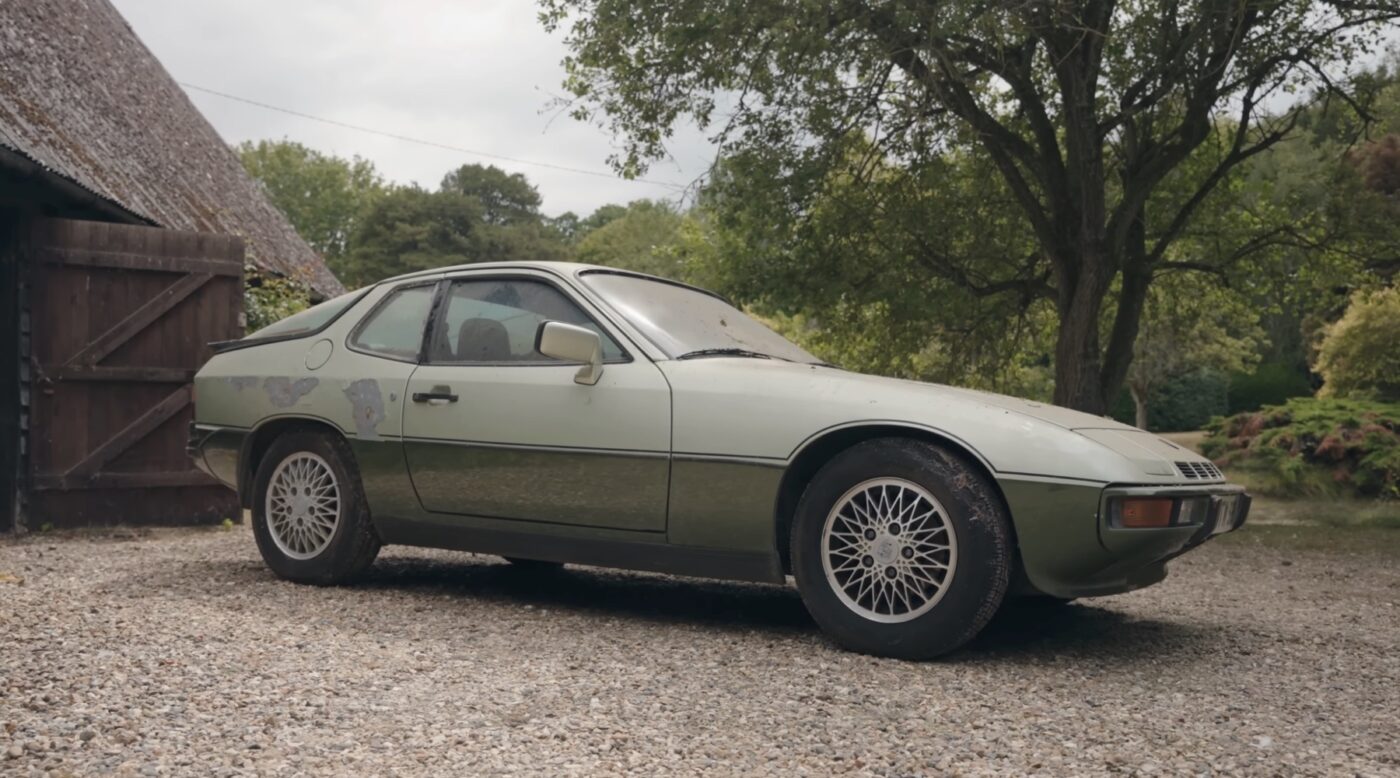 Ce au descoperit când au ridicat capota unui Porsche 924 Turbo din 1979, care n-a fost mișcat din garaj de 30 de ani
