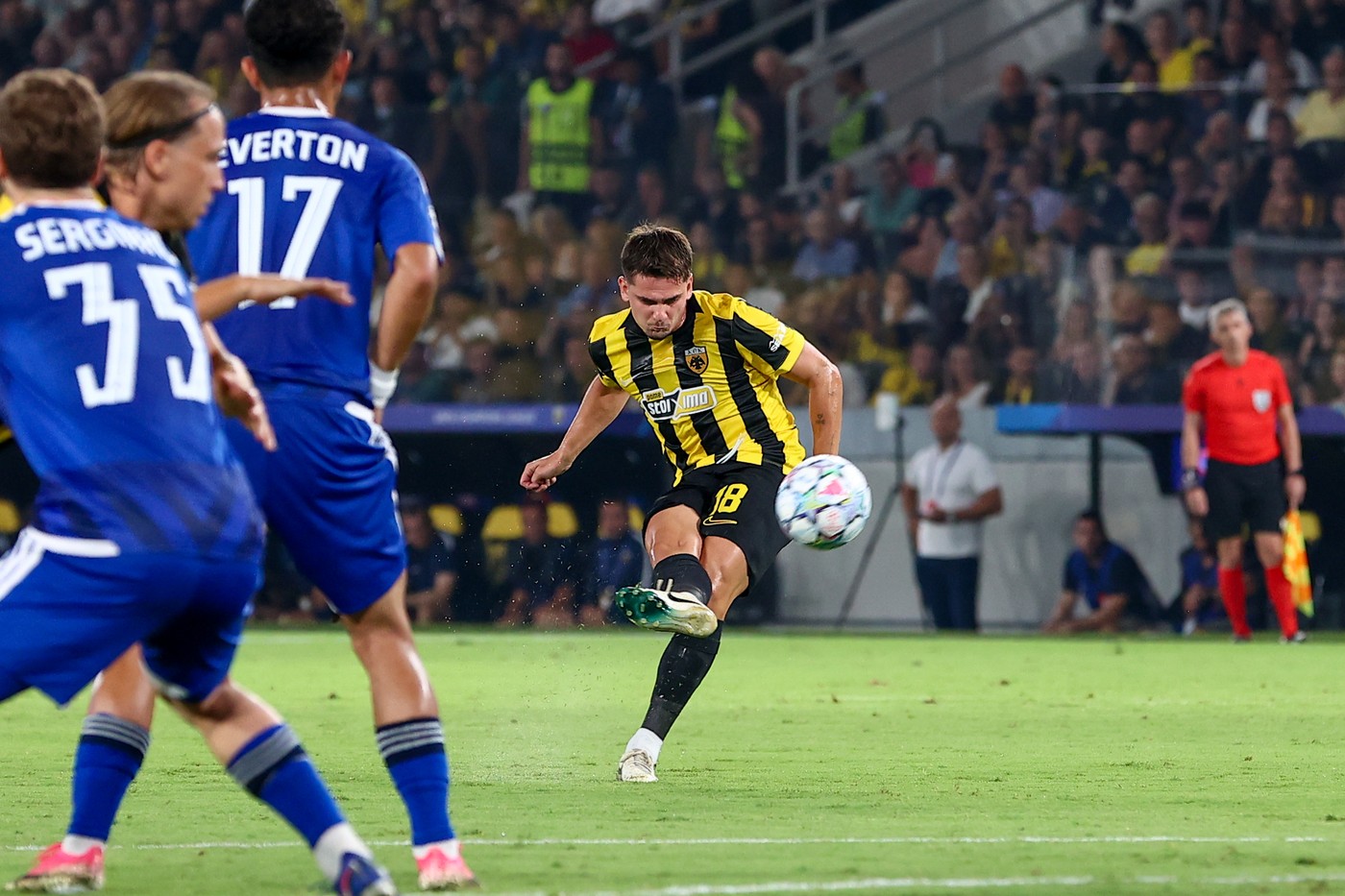 Craiova, RĂZBUNATĂ! Nota primită de Răzvan Marin după ce s-a calificat cu AEK Atena în Champions League, în fața lui Levski