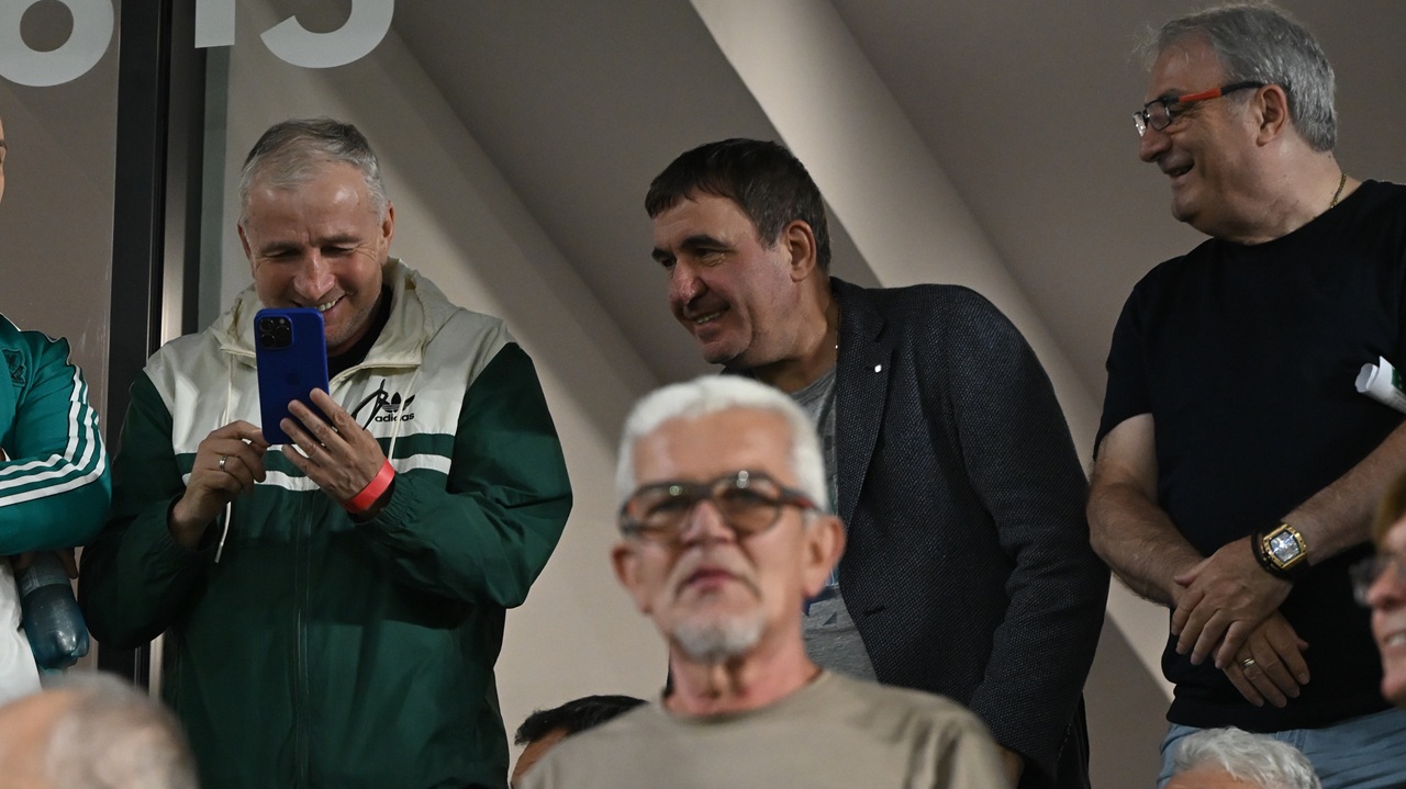 Dorit de Gigi Becali, Dan Petrescu a ajuns la FCSB – FC Botoșani! Discuții cu oficialul „roș-albaștrilor”