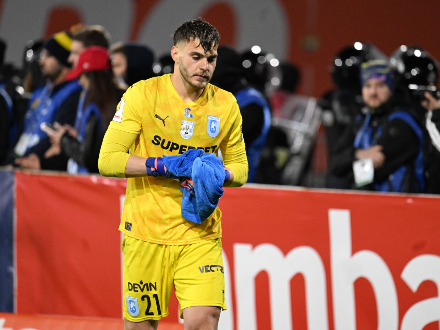 DECLARAȚII Devastat! Laurențiu Popescu, prima reacție după ce a apărat două penalty-uri, dar Craiova tot a fost eliminată din Europa League: „O seară tristă!”