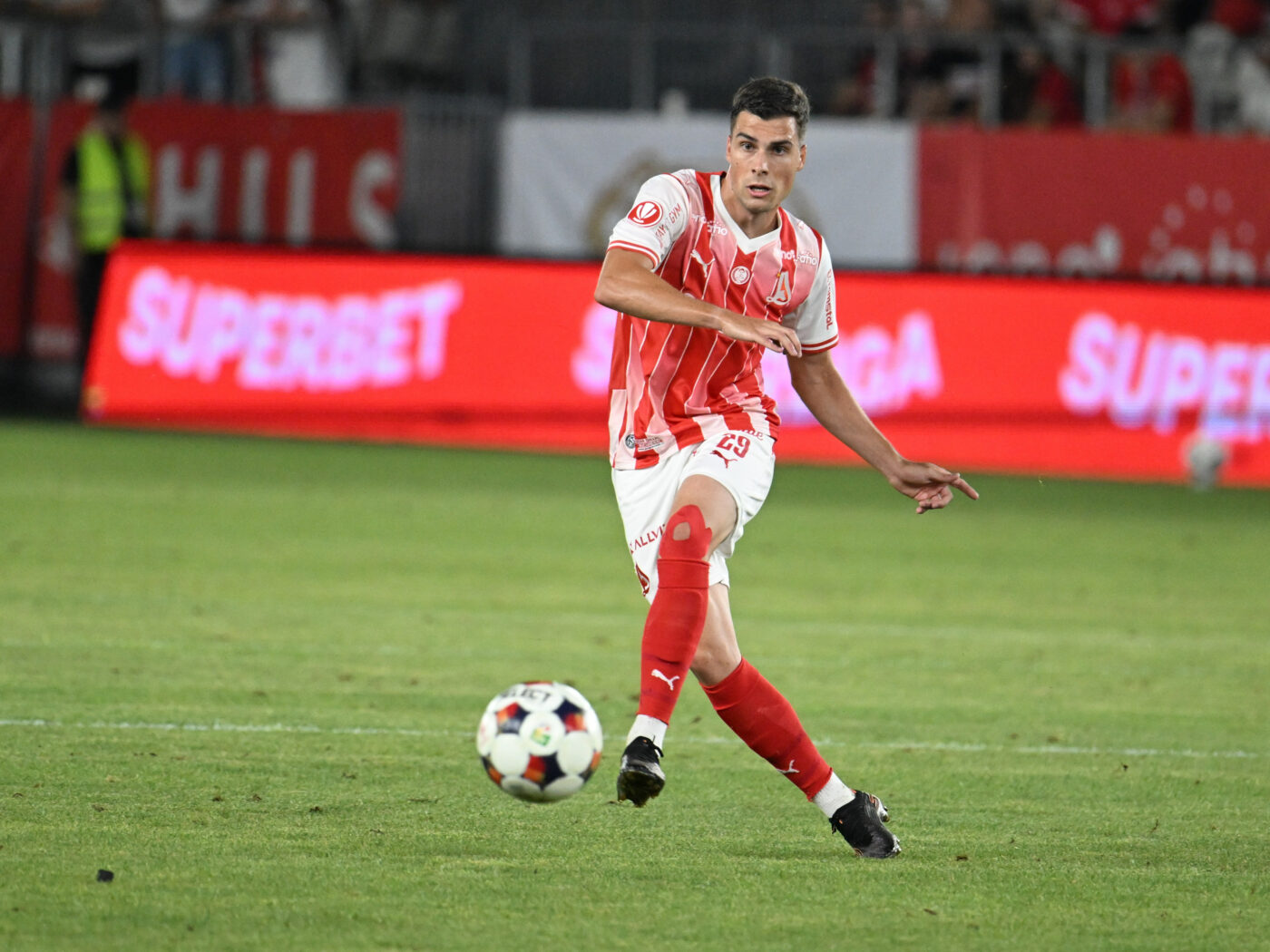 Dinamo negociază cu Alberto Soro pentru a nu repeta cazurile Boateng și Gnahore: „O să devină tată și…”
