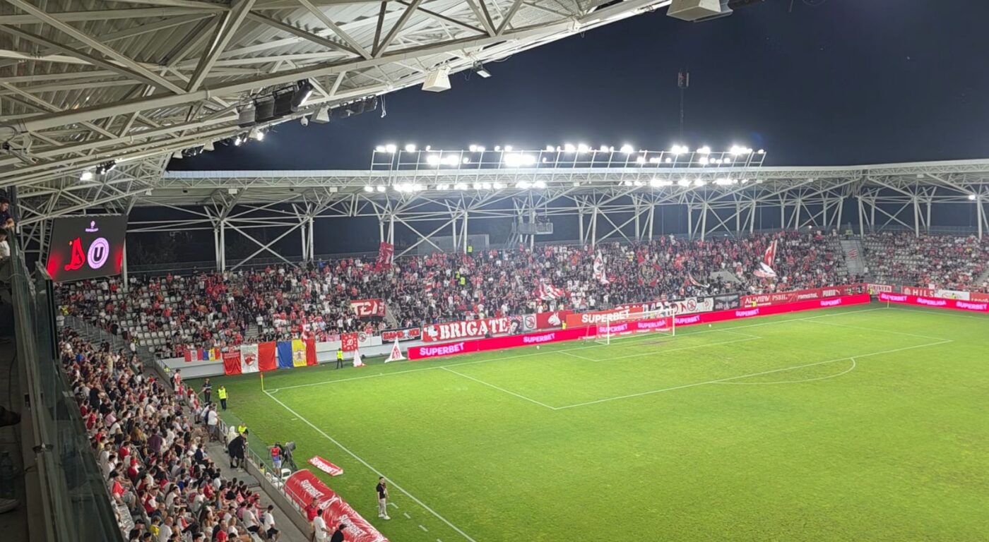 VIDEO Ruptură la Dinamo din cauza lui Nicolescu! PCH l-a înjurat: tribuna 1 și tribuna 0 i-au fluierat pe ultrașii din peluză!