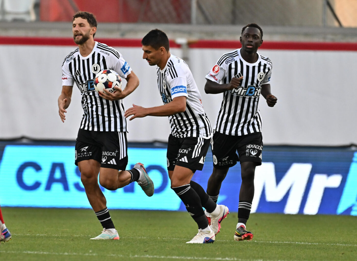 U Cluj – UTA Arad, meci în etapa 5 din Superliga. S-a marcat în finalul primei reprize