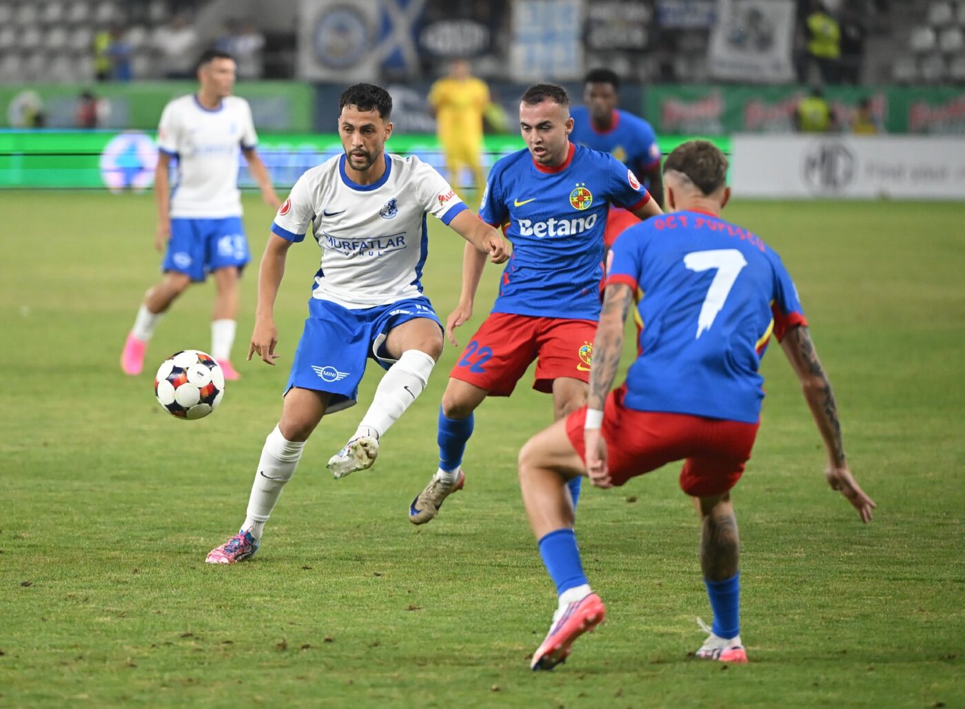 Fostul antrenor de la FCSB a dezvăluit motivul umilirii lui Toma în minutul 29.